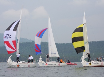 Календарь регат на Тургояке. Яхт-клуб 